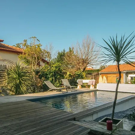 Maison Avec Piscine Nyaraló